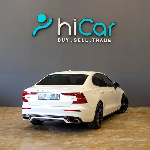 AED 1,819 pm • 0% Downpayment • S60 R-Design • Agency Warranty