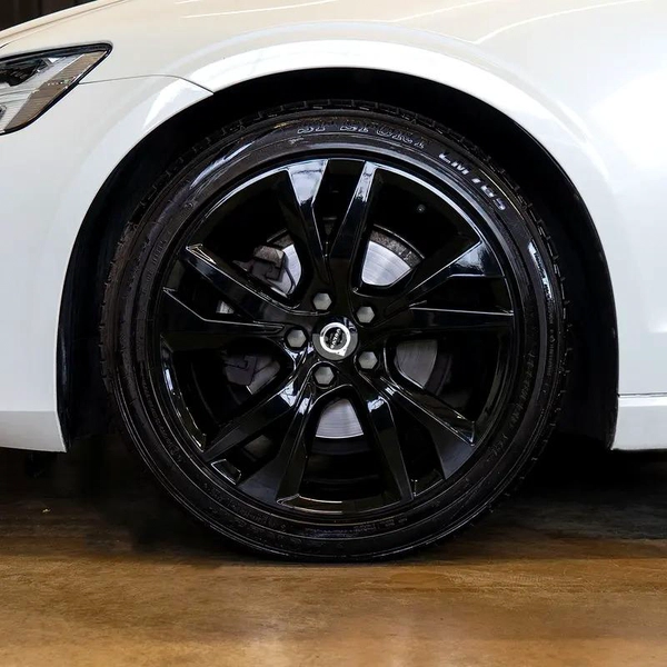 AED 1,819 pm • 0% Downpayment • S60 R-Design • Agency Warranty