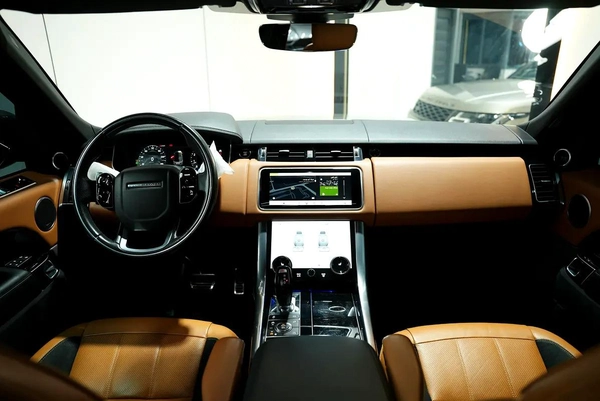 Land Rover Range Rover Sport P525 2022 - GCC Specs