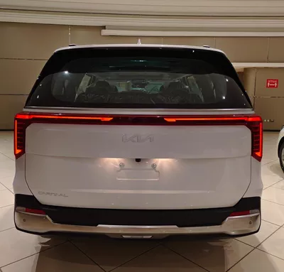 Kia Carnival 2026 – Luxury MPV with SUV-2