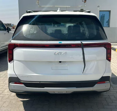 Kia Carnival 2026 – Luxury MPV with SUV-11