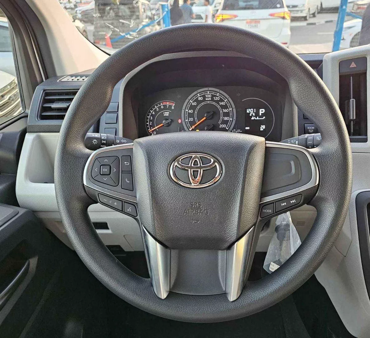 Toyota Hiace GL DX PASSENGER |  3.5L V6 AUTOMATIC | DUAL HEATER | DVD CAMERA (CODE # HR3ADA-10-0