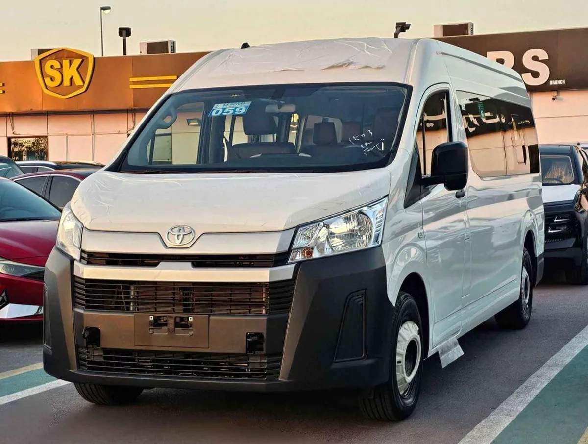 Toyota Hiace GL DX PASSENGER |  3.5L V6 AUTOMATIC | DUAL HEATER | DVD CAMERA (CODE # HR3ADA