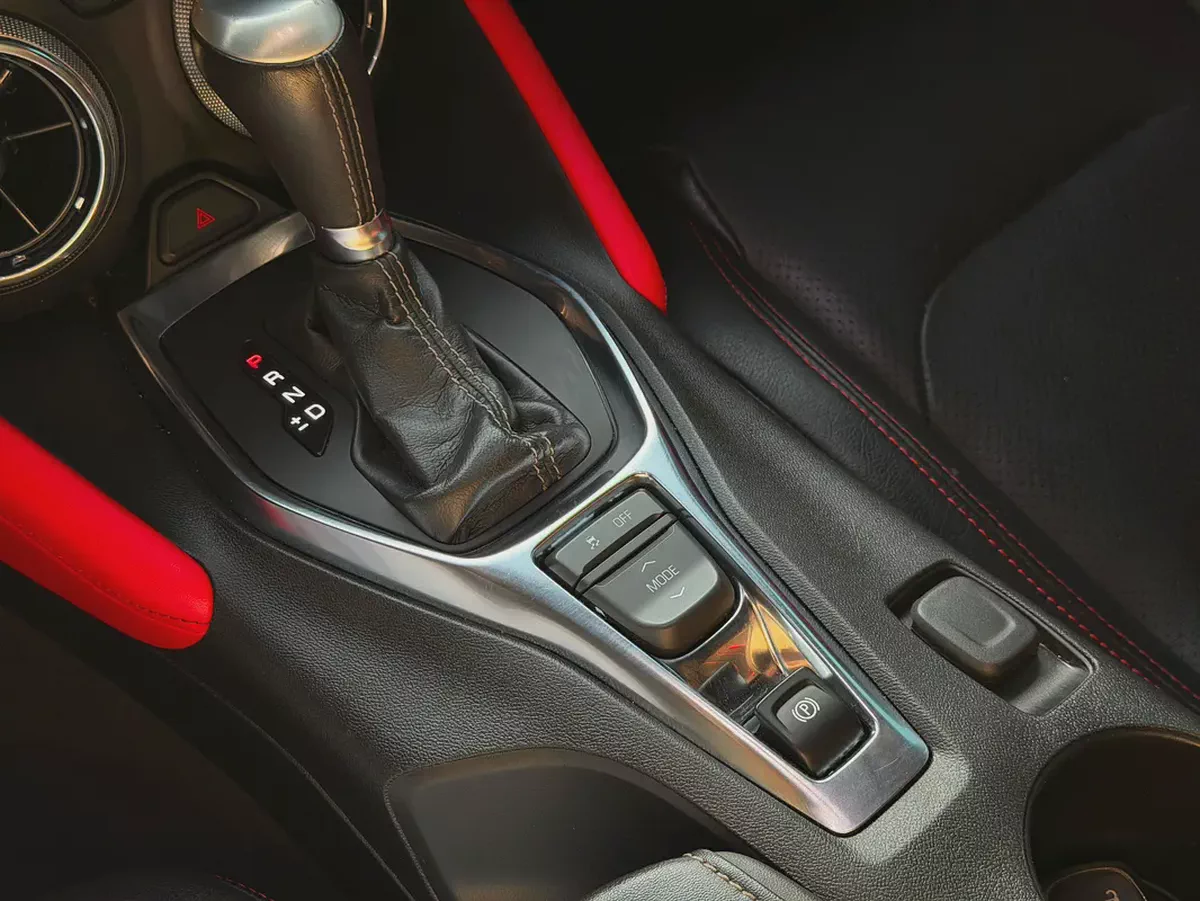 Camaro 2022 US specs RS V6 super clean-12-12