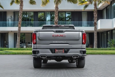 3,330 P.M |  Sierra 1500 Denali Double Cab | 0% Downpayment | Under Warranty!-4