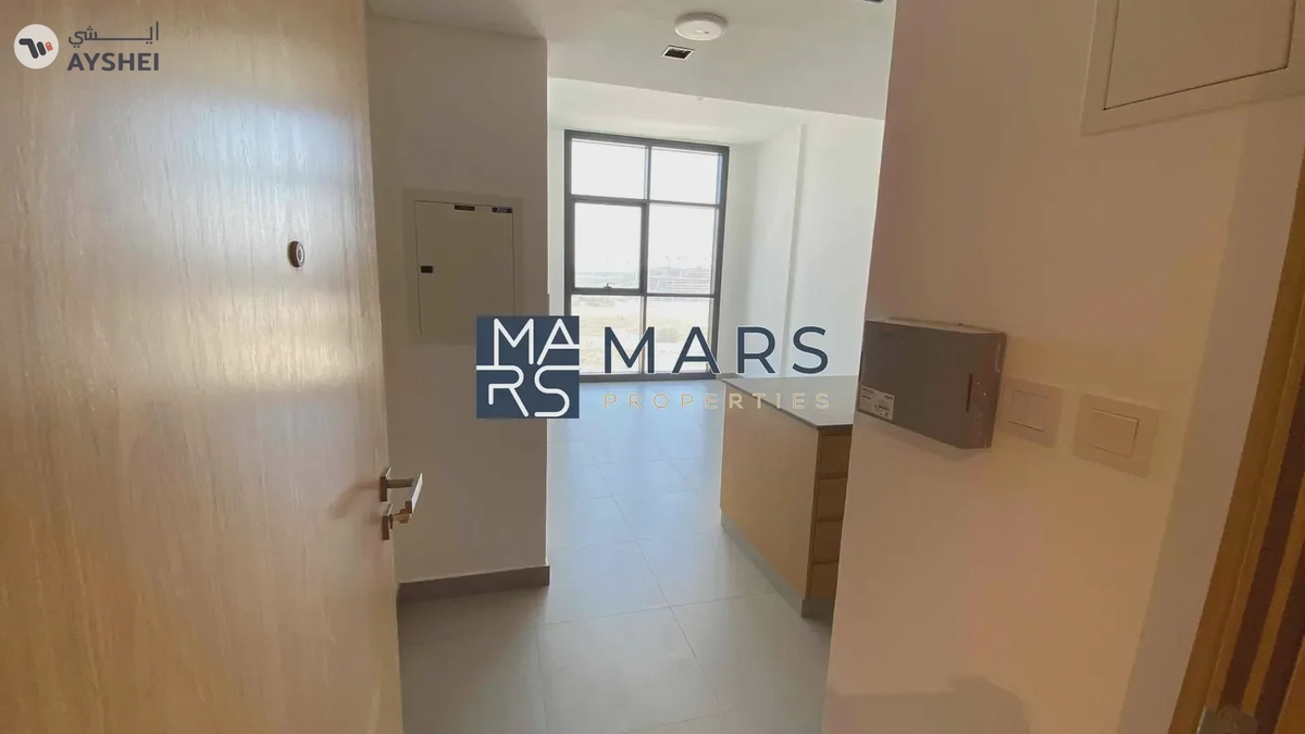 Spacious | Brand new | Open View-22-22