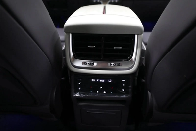 Hongqi E-HS9 | Full Option | 3,250 AED monthly | Registration-8