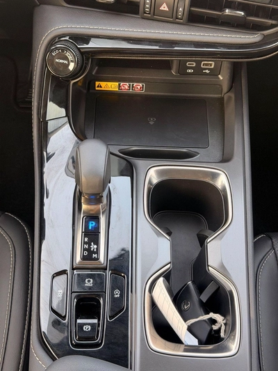 Lexus NX250 PREMIUM (NON GCC) 2025 model Lexus NX250-6
