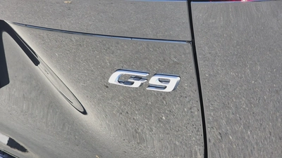 XPENG G9 (Black Tan)-16