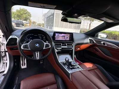 BMW M850i xDrive 4.4L | Convertible | Full Option | Luxury V8 Performance-8