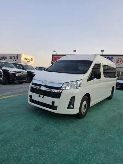 TOYOTA HIACE VIP-0