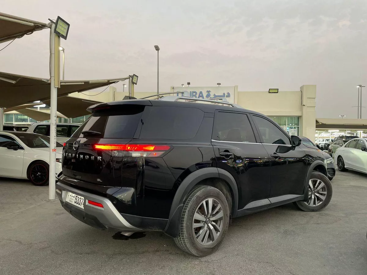 For sale Nissan Pathfinder V, 3.5 l, 2022 in UAE, Sharjah-4-4