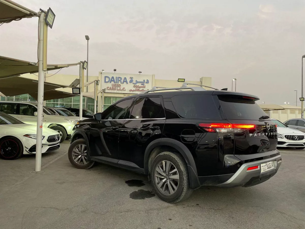 For sale Nissan Pathfinder V, 3.5 l, 2022 in UAE, Sharjah-12-12