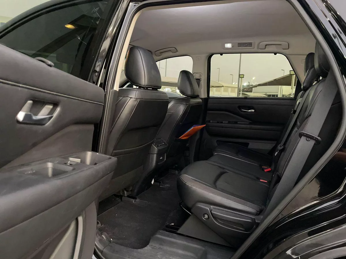 For sale Nissan Pathfinder V, 3.5 l, 2022 in UAE, Sharjah-14-14