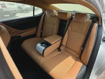 2025 Lexus ES 300h - GCC Specs - Brand New-9