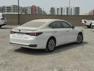 2025 Lexus ES 300h - GCC Specs - Brand New-3