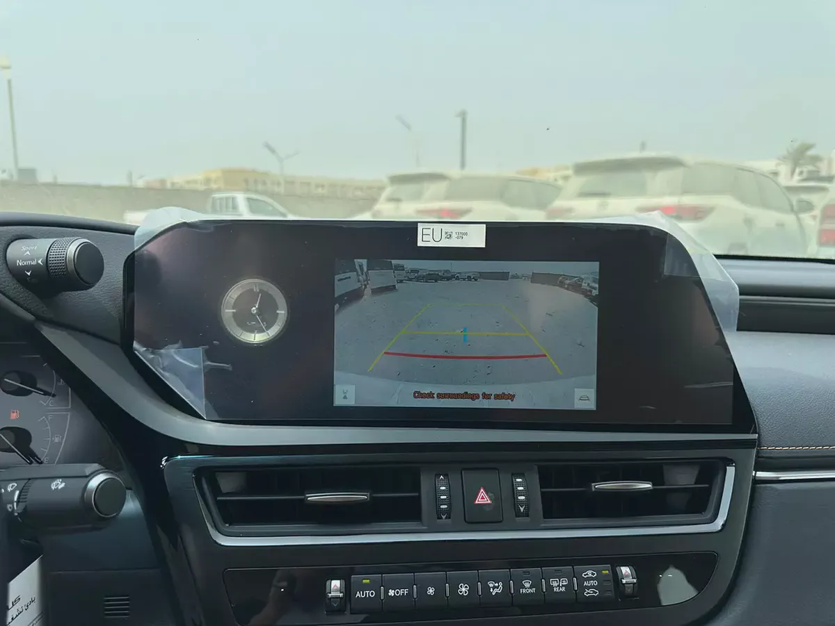 2025 Lexus ES 300h - GCC Specs - Brand New-12-12