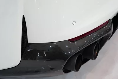 Ferrari 812 Superfast-2