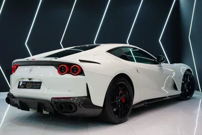 Ferrari 812 Superfast-16