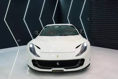 Ferrari 812 Superfast-1