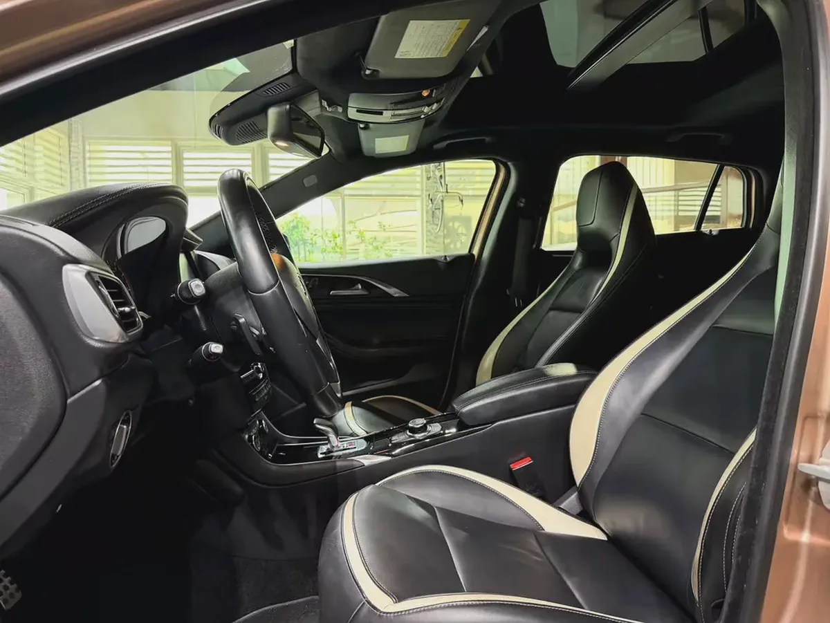 Full Option - GCC Specs - Q30 Sport - Excellent Condition - Single Owner-6-6