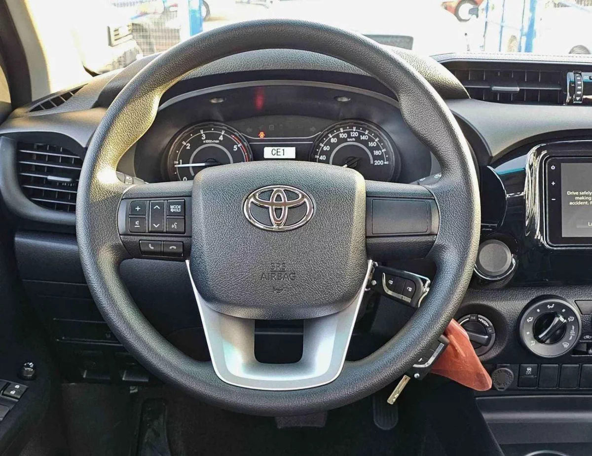 Toyota Hilux 2.4L DIESEL TOYOTA HILUX BASIC NARROW BODY || DOUBLE CABIN | 2.4L DIESEL A/T 4WD | PWR WINDOWS (CODE # HDA) GRAY-13-0