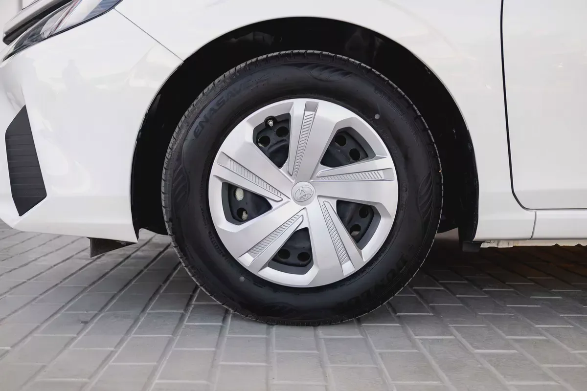 AED 712 Monthly l 2023 Toyota Yaris E 1.5L l GCC l Zero Down Payment l 3 Months Warranty-6-6