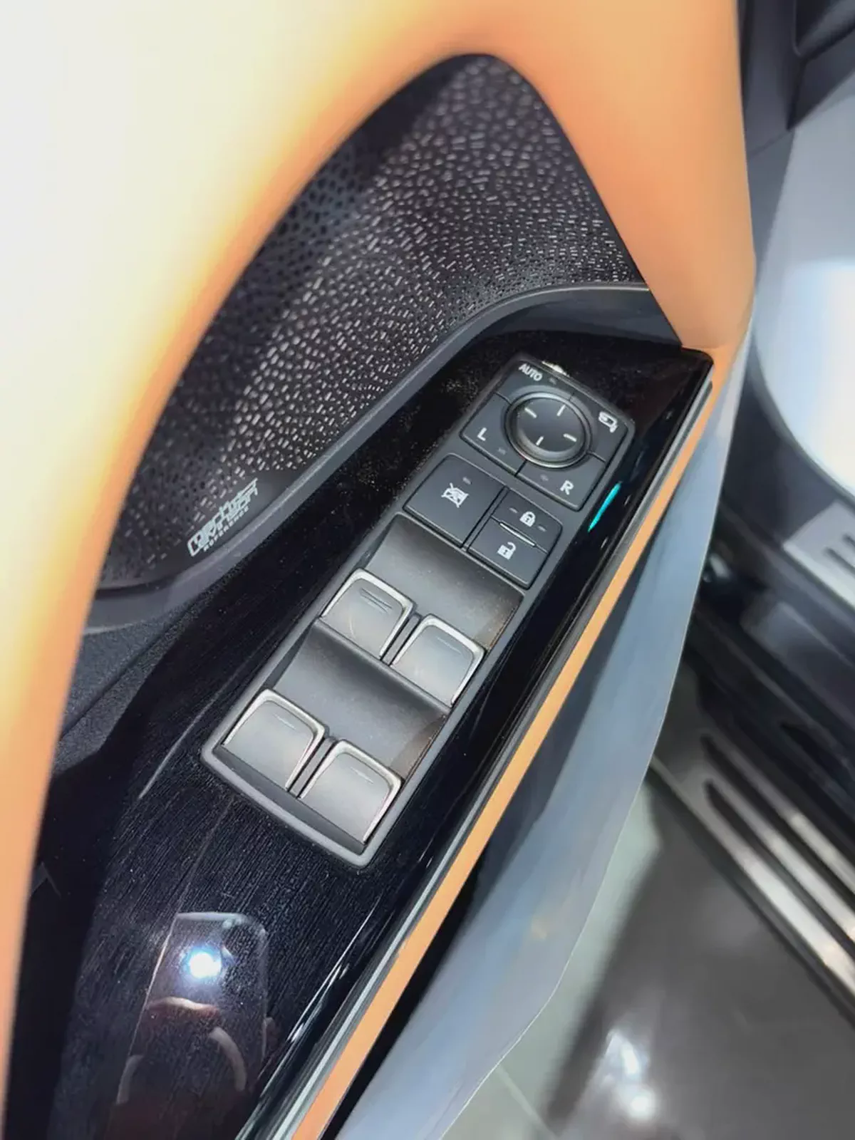 Lexus LX 600 Signature 2026 GCC Specs PETROL لكزس 600 سقنتشر 3.5لتر بنزين بروجكتر و 25 سماعه-13-13
