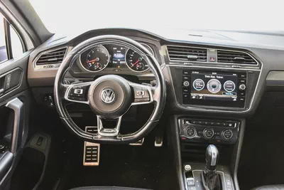 Volkswagen Tiguan R-Line 2019 - Korean Specs-13
