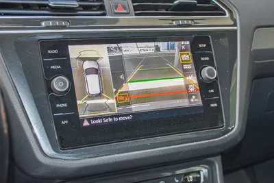 Volkswagen Tiguan R-Line 2019 - Korean Specs-16