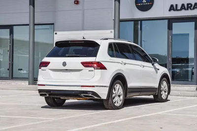 Volkswagen Tiguan R-Line 2019 - Korean Specs-6