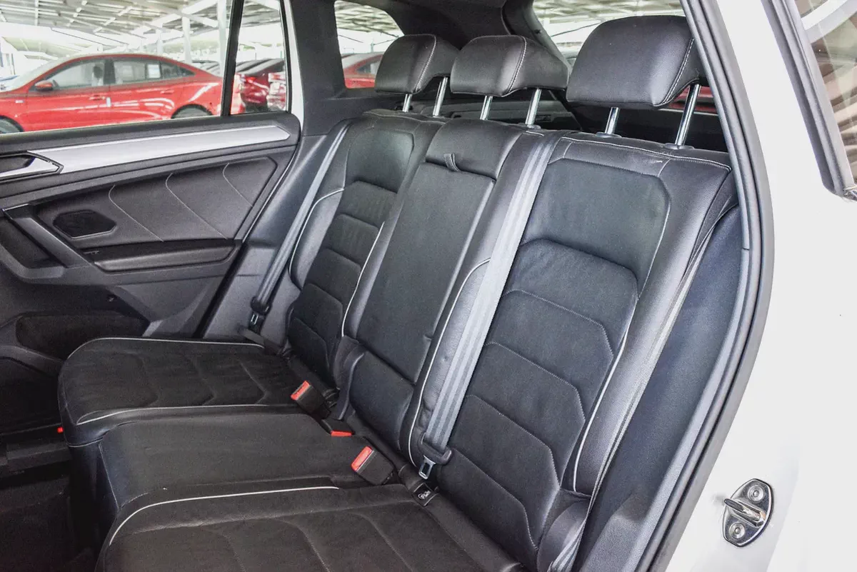 Volkswagen Tiguan R-Line 2019 - Korean Specs-12-12