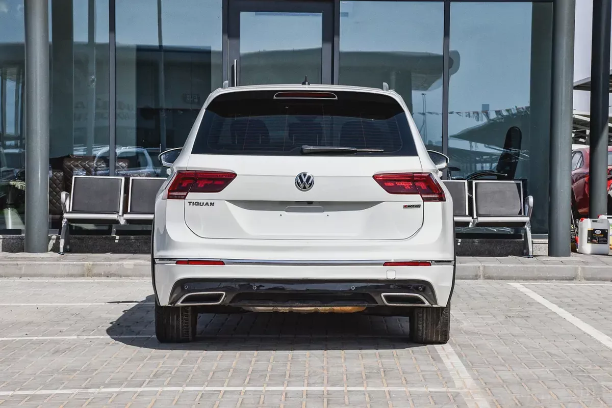 Volkswagen Tiguan R-Line 2019 - Korean Specs-7-7