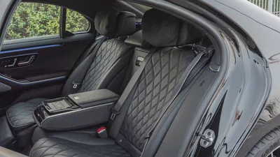 2025 Mercedes Benz S 580 4Matic 4.0L AT Petrol (Black-Black)-17