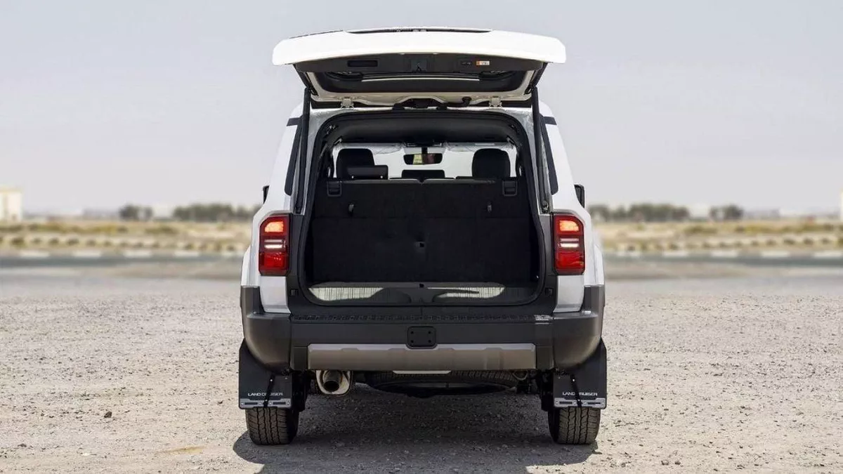 Toyota Prado GXR (LHD) TOYOTA PRADO 250 TXL 2.7P AT LIMITED MY2025 – WHITE-10-0