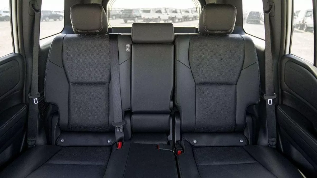 Toyota Prado GXR (LHD) TOYOTA PRADO 250 TXL 2.7P AT LIMITED MY2025 – WHITE-12-0