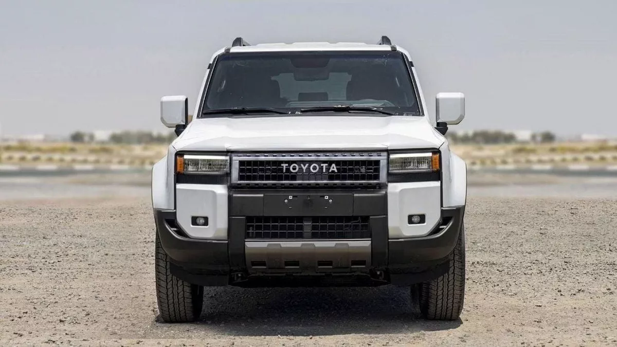 Toyota Prado GXR (LHD) TOYOTA PRADO 250 TXL 2.7P AT LIMITED MY2025 – WHITE-2-0