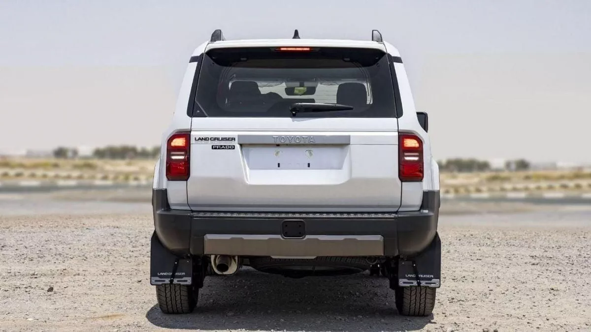 Toyota Prado GXR (LHD) TOYOTA PRADO 250 TXL 2.7P AT LIMITED MY2025 – WHITE-5-0