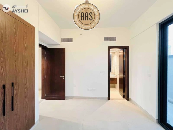 Top Floor || 3 Bedroom Penthouse || Terrace || In 250K Only