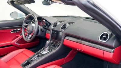 Porsche Boxster Standard-7