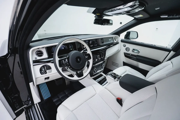 2026 ROLLS ROYCE PHANTOM EWB | GCC | MAIN DEALER WARRANTY SERVICE | VIP REAR SEATS
