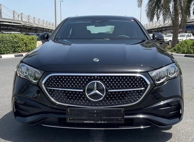 Mercedes Benz E200 AMG Under warranty 2026 GCC - AED 289,000-2