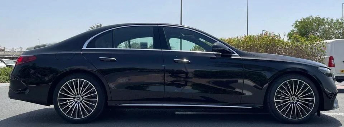 Mercedes Benz E200 AMG Under warranty 2026 GCC - AED 289,000-8-8