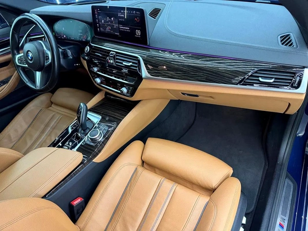 BMW 5 Series 530 2022 | GCC specs | AGMC Warranty 2027 | AGMC Service 2027