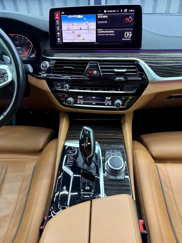 BMW 5 Series 530 2022 | GCC specs | AGMC Warranty 2027 | AGMC Service 2027