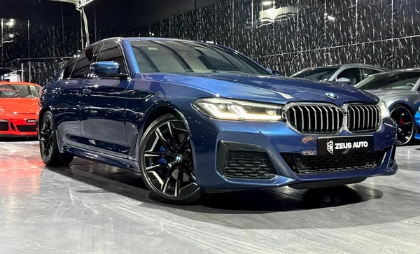 BMW 5 Series 530 2022 | GCC specs | AGMC Warranty 2027 | AGMC Service 2027