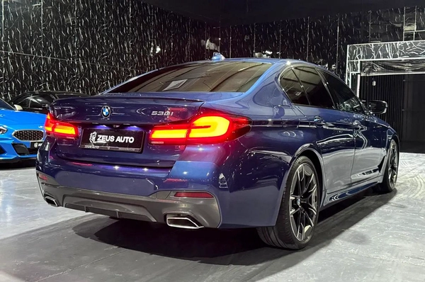 BMW 5 Series 530 2022 | GCC specs | AGMC Warranty 2027 | AGMC Service 2027