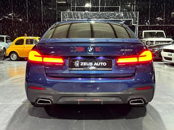 BMW 5 Series 530 2022 | GCC specs | AGMC Warranty 2027 | AGMC Service 2027