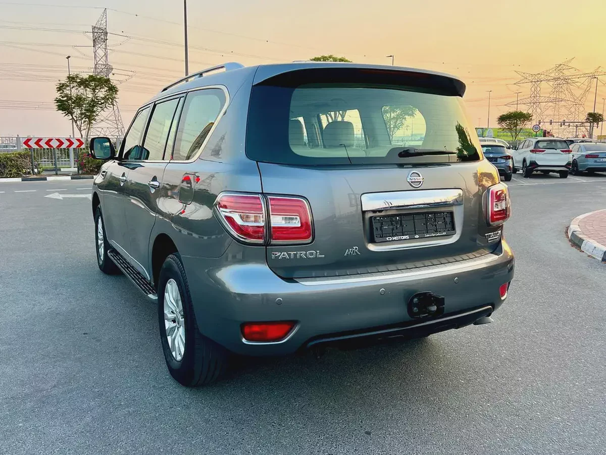 Nissan Patrol SE Titanium 2017 | GCC Specs | Well Maintained-5-5