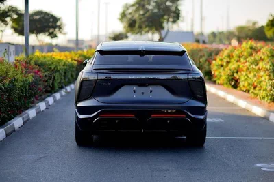 HiPhi X-6